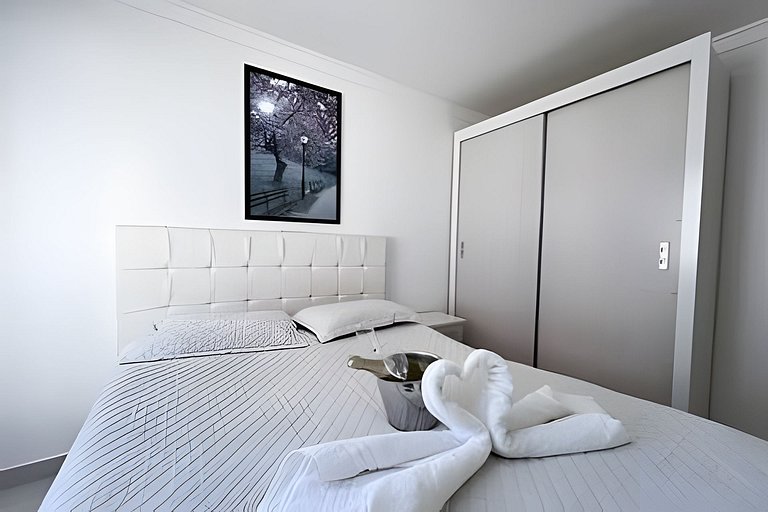 Apartamento beira mar com 3 quartos