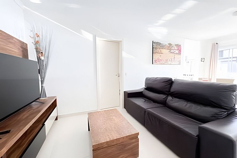 Apartamento beira mar com 3 quartos