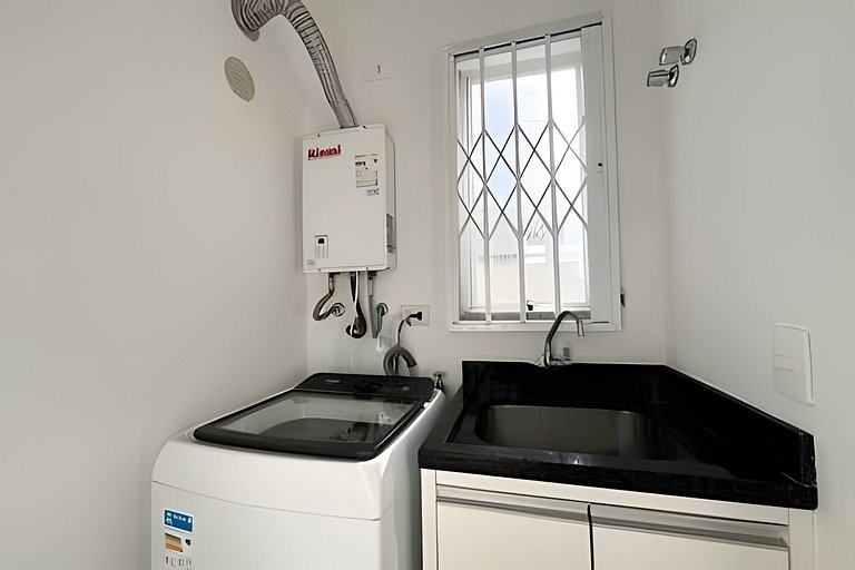 Apartamento beira mar com 3 quartos