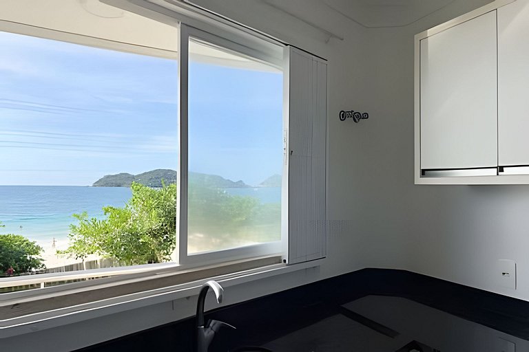 Apartamento Frente Mar Bombinhas
