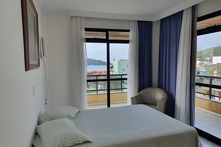 Apartamento 3 quartos sacada com vista para o mar