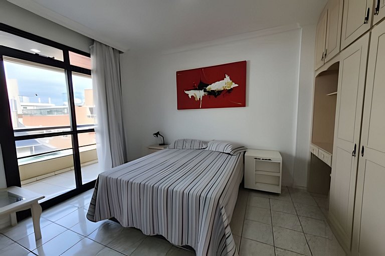 Apartamento 3 quartos sacada com vista para o mar