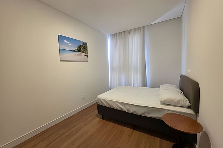 Apartamento no Centro de Bombinhas (3 dormitórios)